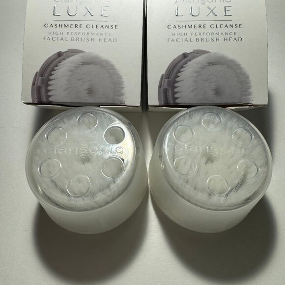 Clarisonic Luxe Cashmere Facial Cleansing Brush Head Replacement 2 PACK - Picture 2 of 3